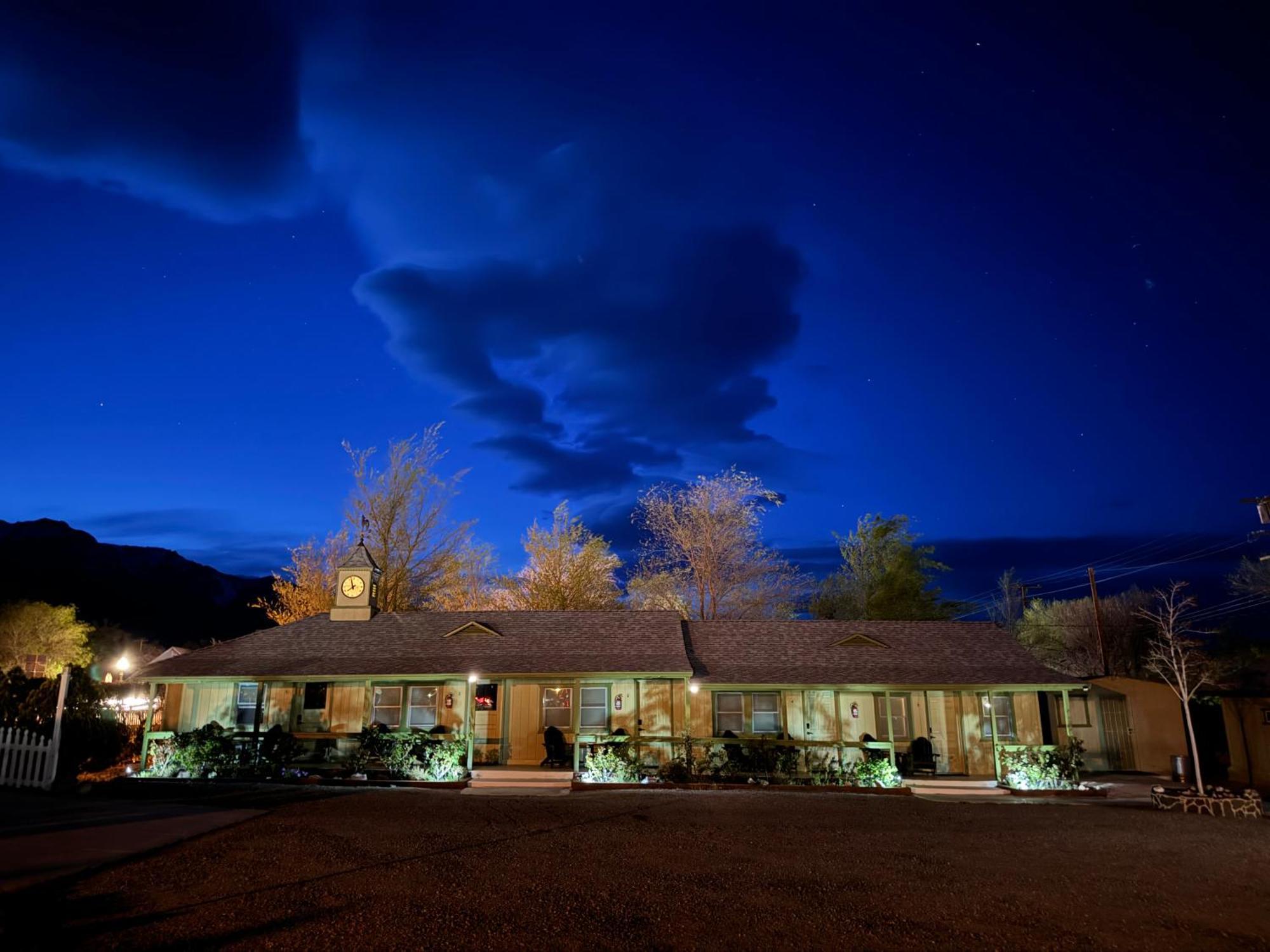 Eastern Sierra Motor Lodge Independence Exterior foto